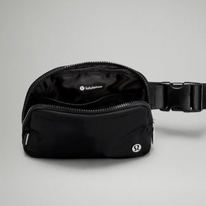 Lululemon belt bag